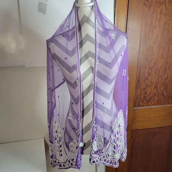 Womans Sheer Sterling Styles Purple Beaded Scarf Few issues on the back - Picture 1 of 12